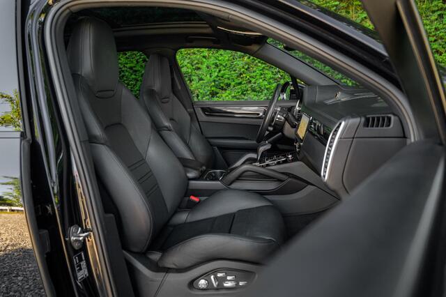 Porsche CAYENNE 3.0 E-Hybrid SportDesign | 22inch | StoelClimate | BOSE | SportUitl