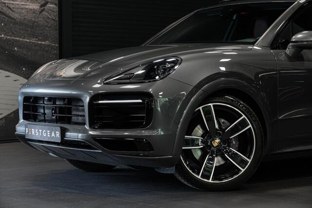 Porsche CAYENNE 3.0 E-Hybrid *Sport-Chrono / PASM / Panorama / BOSE / Soft-Close / Surround-view*