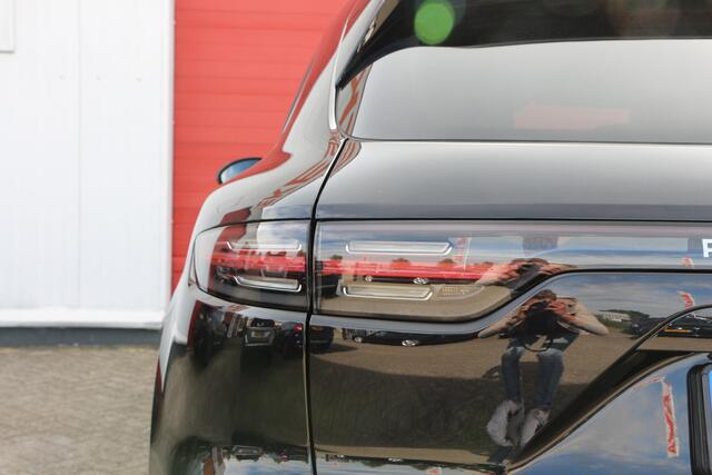 Porsche CAYENNE 3.0 340pk Trekhaak | All black | 22 inch