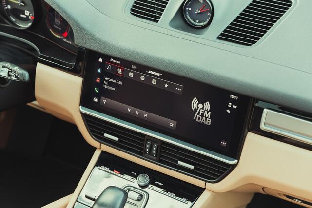 Porsche CAYENNE 3.0 E-Hybrid Platinum Edition