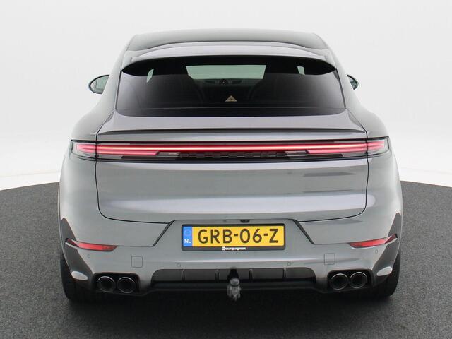 Porsche CAYENNE Coupé 3.0 E-Hybrid | Full LED | Trekhaak | Bose Audio | Panorama Dak | 360? Camera | Carplay | 18 Ledig Elektrische Stoelen | Parkeersensoren | Adaptive Cruise | Stoel Verwarming en Ventilatie | Navigatiesysteem | 22 Inch | 23.710 Km!!