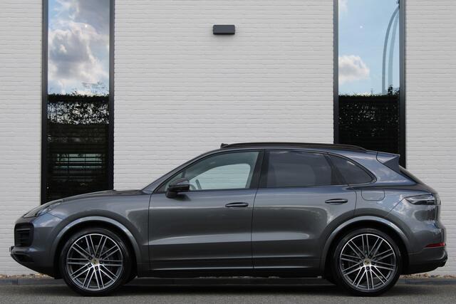 Porsche CAYENNE 3.0 E-Hybrid / Sport-Chrono / Sport-Design / Luchtvering / Bose / Panorama / Vol Opties / NIEUWSTAAT