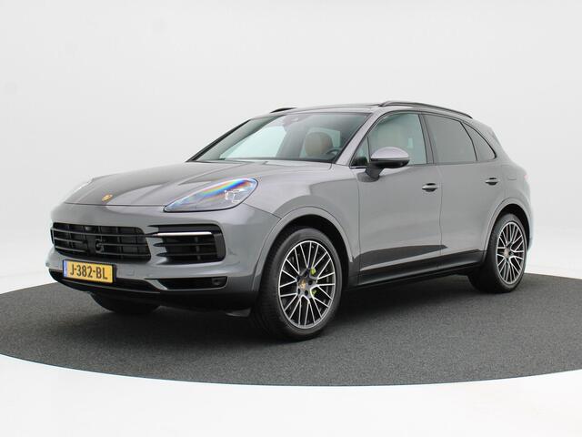 Porsche CAYENNE 3.0 E-Hybrid 463 Pk Automaat | 360° Camera | Trekhaak | Bose Audio | Panorama Dak | Adaptive Cruise | Volledig Leder | LED | 21 Inch | 55.904 Km!!