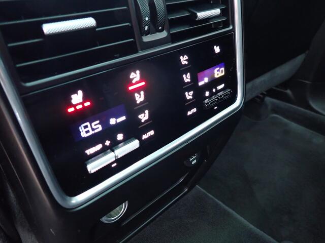 Porsche CAYENNE 4.0 V8 Turbo BURMESTER SPORT CHRONO DAK PSCB REMMEN