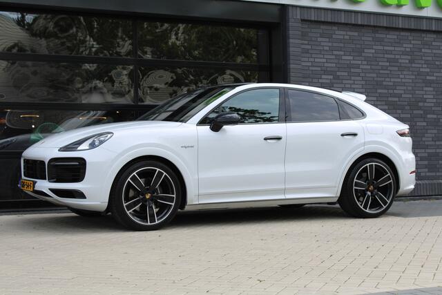 Porsche CAYENNE Coupé 3.0 E-Hybrid Platinum Edition | PANO | HUD | 360 | SPORT DESIGN | LUCHTVERING | ELEK.TREKHAAK |