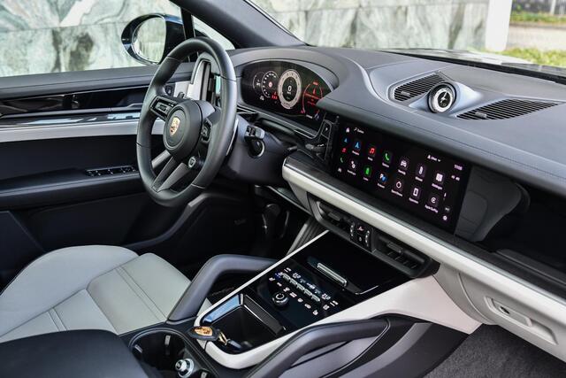 Porsche CAYENNE Coupé 3.0 E-Hybrid |Sport&design|Ventilatie|22inch|Glazendak|4W-sturing|