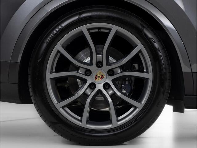 Porsche CAYENNE Coupé E-Hybrid