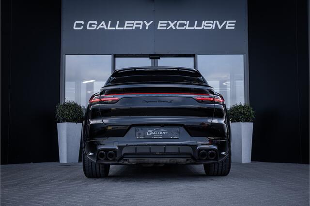 Porsche CAYENNE Coupé 4.0 Turbo S E-Hybrid GTS Pack! 810PK! - Sport Chrono | Keramisch | Vierwielsturing | Luchtvering | Burmester | Elek. Trekhaak