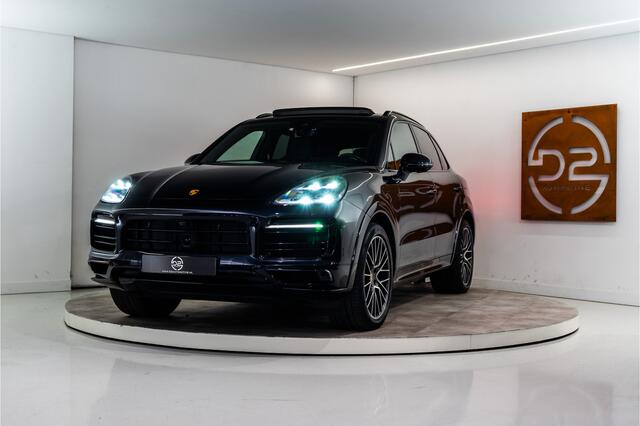 Porsche CAYENNE 3.0 E-Hybrid Platinum Edition 462PK | NL AUTO | 1e Eigenaar NAP | Sport Design | Pano | Bose | Meedraaiende achteras | VOL OPTIE! 12 MND Garantie