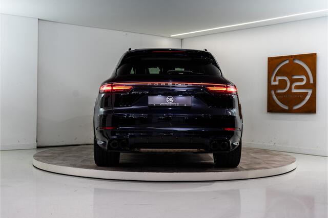 Porsche CAYENNE 3.0 E-Hybrid Platinum Edition 462PK | NL AUTO | 1e Eigenaar NAP | Sport Design | Pano | Bose | Meedraaiende achteras | VOL OPTIE! 12 MND Garantie