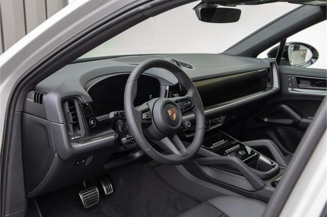 Porsche CAYENNE Coupé 3.0 S E-Hybrid 520pk Sport-Design, Bose, Sportstoelen, Passenger Display, Adaptive Cruise, 2025