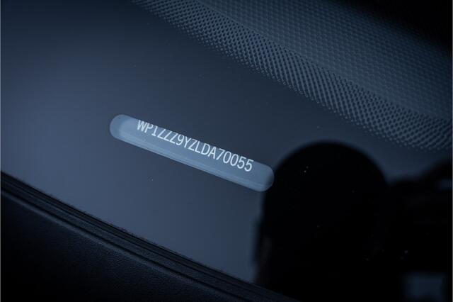 Porsche CAYENNE Coupé 3.0 E-Hybrid - Sport Chrono l Panorama l 360c l Memory l Coupe