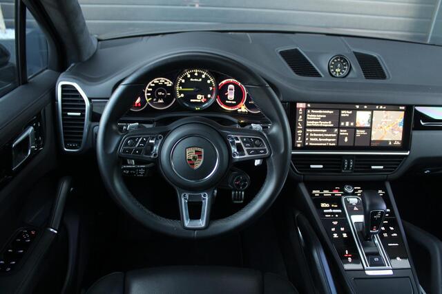 Porsche CAYENNE 4.0 Turbo S E-Hybrid | Porsche Approved | Keramisch | Luchtvering | Trekhaak