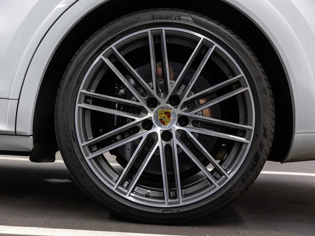 Porsche CAYENNE Turbo S E-Hybrid Coupé