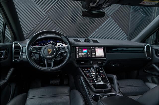 Porsche CAYENNE Coupé 3.0 E-Hybrid Sport Design ACC Pano GTS stoel PDLS+ Matrix Sport Chrono 360Cam Luchtv. Trekhaak