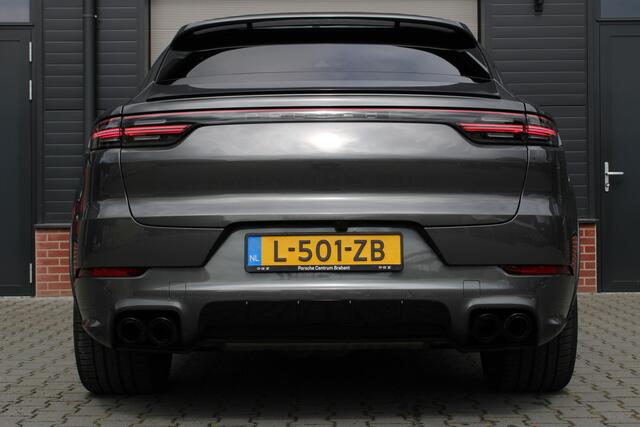Porsche CAYENNE Coupé 3.0 E-Hybrid Sport Design - Nederlandse Porsche - Dealer onderhouden 1e eigenaar Panoramadak - Luxe stoelen - Adaptive cruise control - 21 Inch Sport Chrono - Trekhaak wegklapbaar
