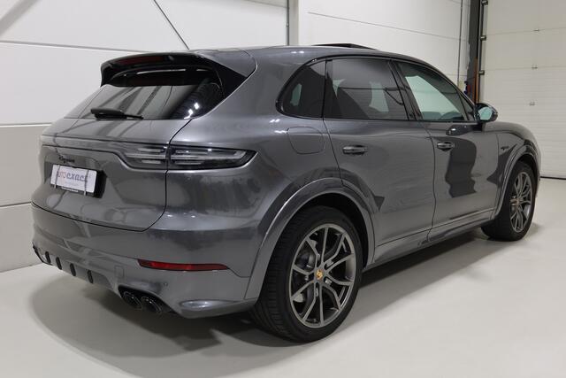 Porsche CAYENNE 3.0 E-Hybrid I Sport Chrono I 360 camera I eerste eigenaar I org NL I Panoramadak