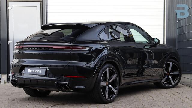 Porsche CAYENNE Coupé 3.0 E-Hybrid SportDesign | Head-up | Soft-Close | BOSE Sound | Surround View | Trekhaak | Panoramadak