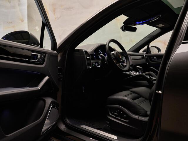 Porsche CAYENNE Coupé 3.0 E-Hybrid, SportDesign, Burmester, PDLS, sp.chrono, sp.uitlaat, pano, luchtv., tr.haak, HUD, topview, memory, stl.ventilatie, 22", softclose, privacy