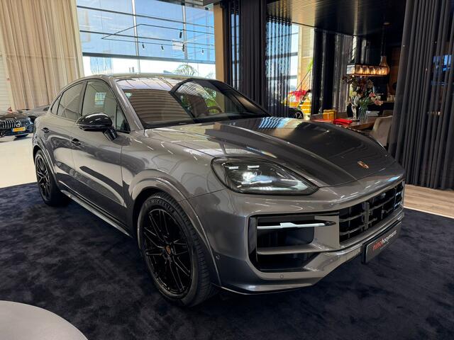 Porsche CAYENNE Coupé | NP 165.000,- | Sportuitlaat | PASM | GT stuur | Soft close | Stoel ventilatie 3.0 E-Hybrid