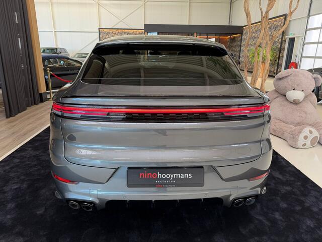 Porsche CAYENNE Coupé | NP 165.000,- | Sportuitlaat | PASM | GT stuur | Soft close | Stoel ventilatie 3.0 E-Hybrid