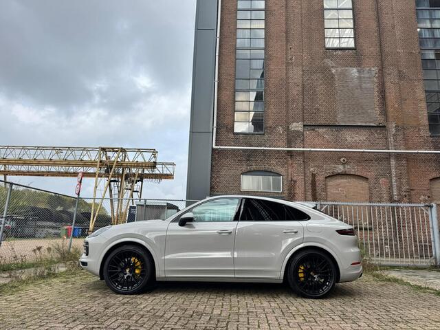 Porsche CAYENNE Coupé 3.0 E-Hybrid