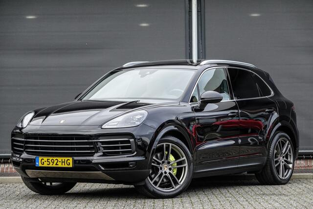 Porsche CAYENNE E-Hybrid 3.0 462Pk 8-Aut. | Luchtvering | Panoramadak | Sport-Chrono | BOSE-Sound | Leder | 21''