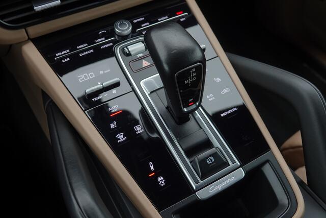 Porsche CAYENNE E-Hybrid 3.0 462Pk 8-Aut. | Luchtvering | Panoramadak | Sport-Chrono | BOSE-Sound | Leder | 21''