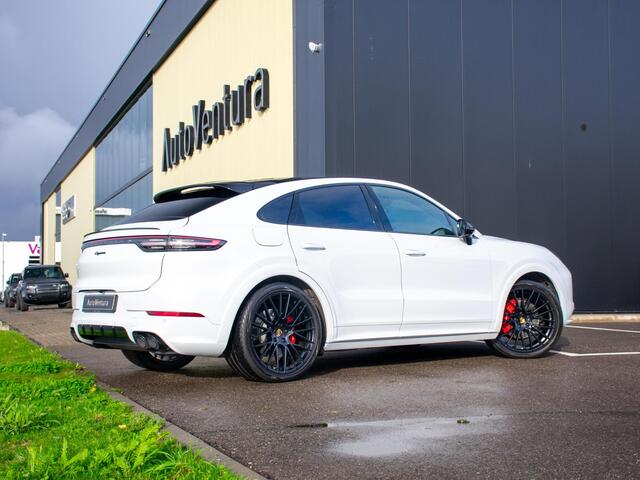 Porsche CAYENNE Coupé 3.0 E-Hybrid | Luchtvering | Sport seats | BOSE Surround | 360 Camera | 22 inch