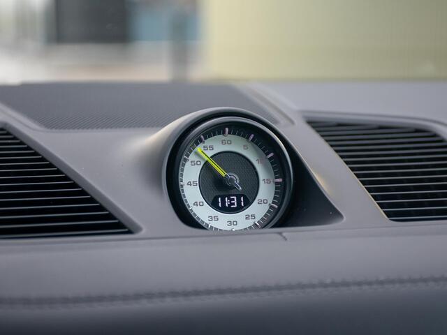 Porsche CAYENNE Coupé 3.0 E-Hybrid | Luchtvering | Sport seats | BOSE Surround | 360 Camera | 22 inch