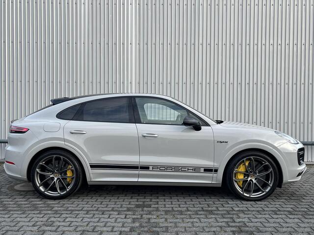 Porsche CAYENNE Coupé *TURBO S-E*680PK*CARBON*NL AUTO*APPROVED*SP.UITLAA
