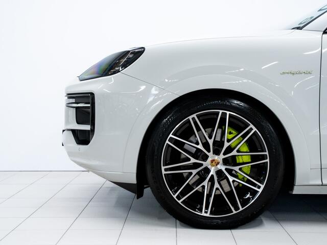 Porsche CAYENNE E-Hybrid Coupé