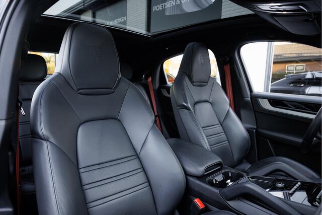 Porsche CAYENNE Coupé 3.0 E-Hybrid Sport Chrono Passenger Display - 18-weg Zetels - 360 Camera - Trekhaak