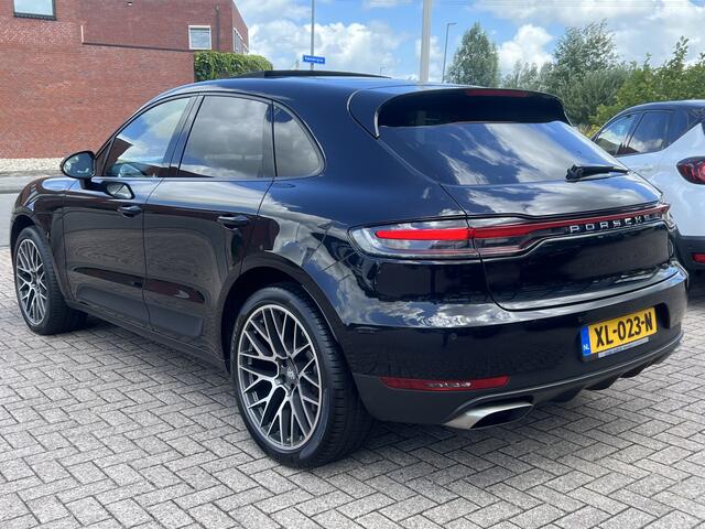 Porsche MACAN 2.0 245 pk Facelift Panoramadak Luchtvering Bose Leer Led Koplampen Dab Camera 21 Inch RS Spyder Velgen NL Auto AWD
