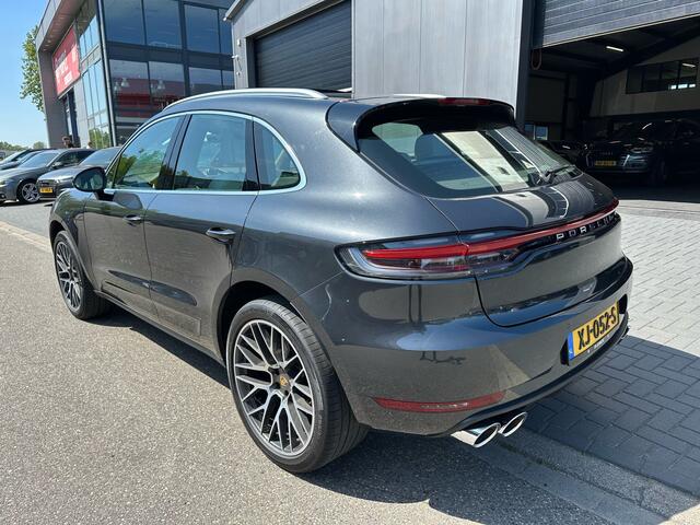 Porsche MACAN 2.0 245 pk Sport-Chrono / 1e-Eigenaar/ Facelift-Model/ Lucht-Vering/ Pano-Dak/ Bose-Sound/ Stoel.Verw/ Stoel-Koeling/ Camera/ 21'' LMV