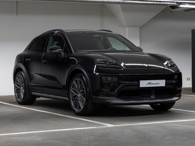 Porsche MACAN 4