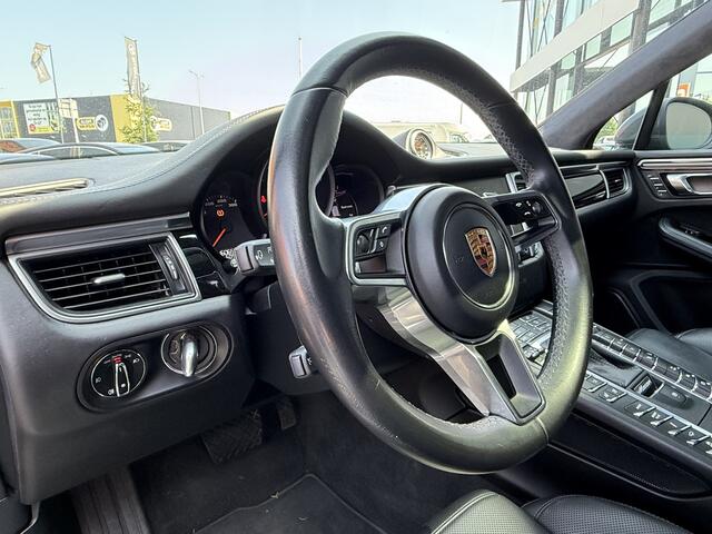 Porsche MACAN BWJ 2016 3.6 Turbo 400 PK AKRAPOVIC UITLAAT / CARBON PAKKET / NIEUW BINNEN !!