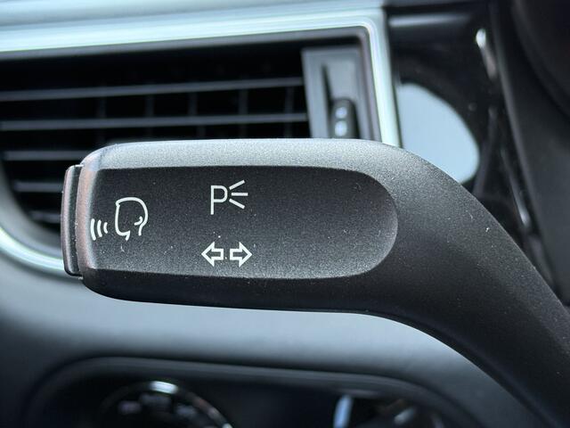 Porsche MACAN BWJ 2016 3.6 Turbo 400 PK AKRAPOVIC UITLAAT / CARBON PAKKET / NIEUW BINNEN !!