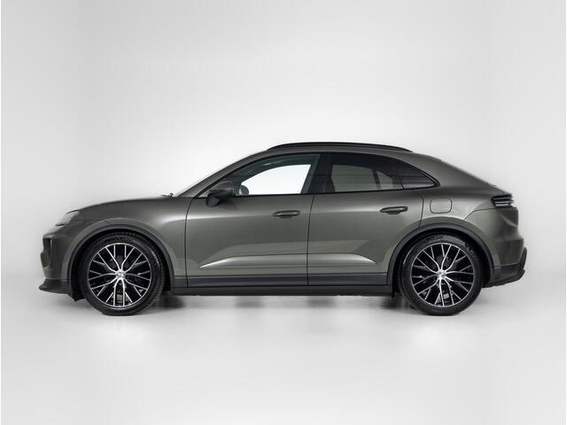 Porsche MACAN 4