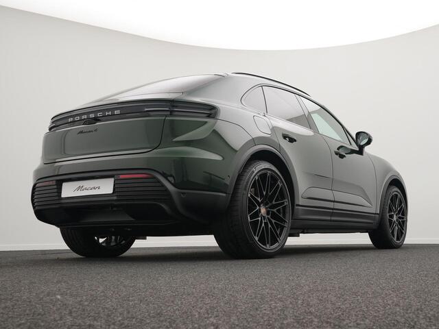 Porsche MACAN 4