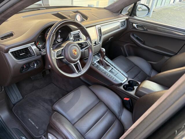 Porsche MACAN 3.6 Turbo / PRACHT AUTO / 18 WEG STOEL / PANO / LUCHTVERING / 36