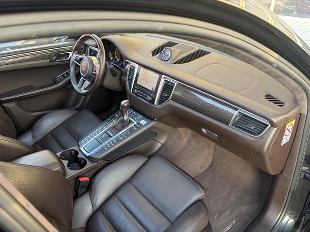 Porsche MACAN 3.6 Turbo / PRACHT AUTO / 18 WEG STOEL / PANO / LUCHTVERING / 36