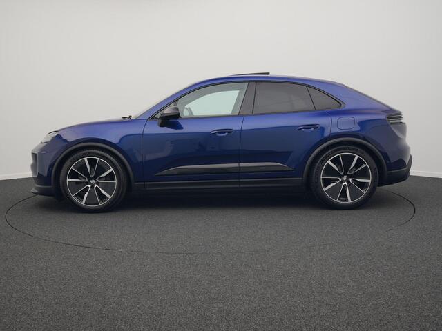 Porsche MACAN 4