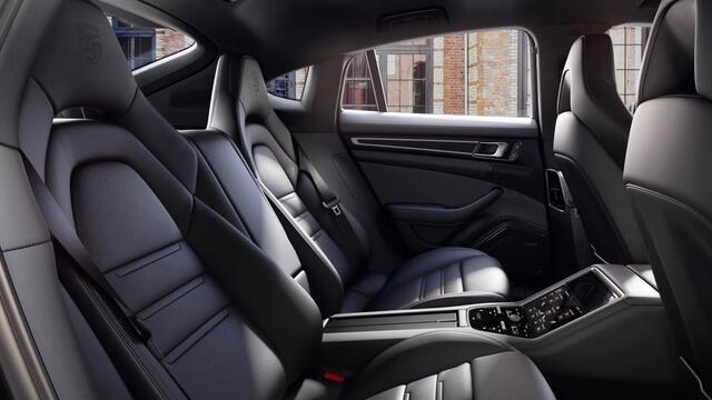 Porsche PANAMERA 4 E-Hybrid Platinum Edition