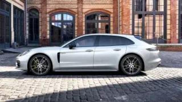 Porsche PANAMERA 4 E-Hybrid Platinum Edition