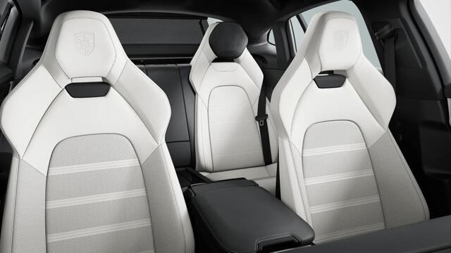 Porsche PANAMERA 2.9 4S E-Hybrid, Burmester, 4W-best, SportDesign, pano, 21", surround view, memory, HUD, sp.uitlaat, matrix-LED, ACC, NP201k