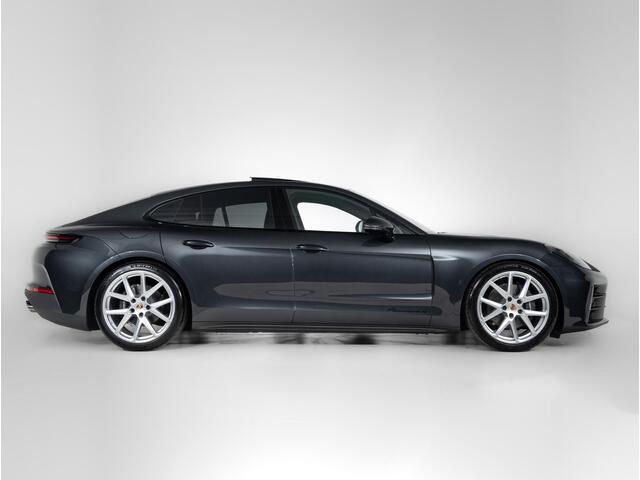 Porsche PANAMERA 4