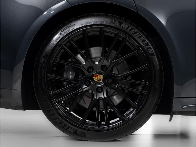 Porsche PANAMERA 4 E-Hybrid Sport Turismo Platinum Edition