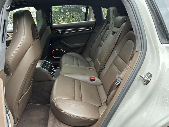 Porsche PANAMERA Sport Turismo 4.0 Turbo S E-Hybrid Keramisch Panoramadak Sportdesign Sportchrono Vossen 22"LM Krijt Grijs 680 PK!