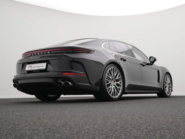 Porsche PANAMERA 4